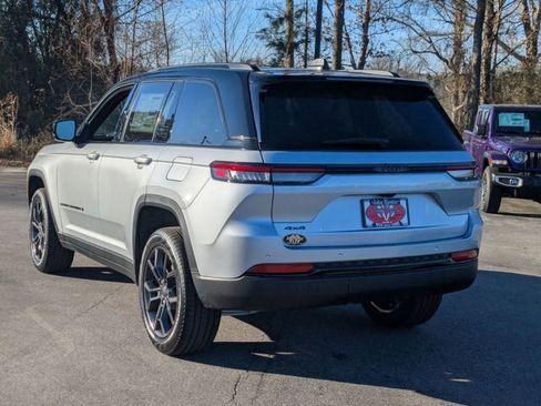 New 2025 Jeep Grand Cherokee Limited image 5