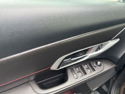 Used 2016 GMC Terrain SLT w/ Open Road Package FWD image 13