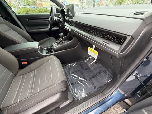 Used 2026 Honda CR-V Sport image 41