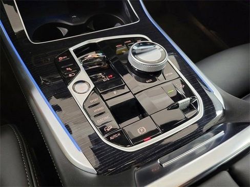 New 2026 BMW X5 xDrive50e w/ Executive Package image 12