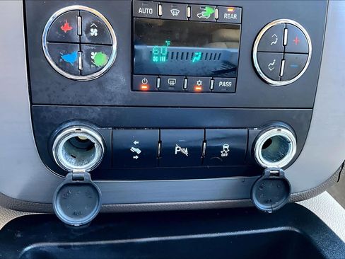 Used 2012 GMC Yukon SLT w/ Texas Edition image 33