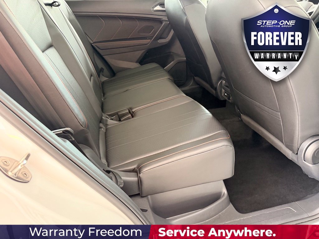 Used 2024 Volkswagen Tiguan SE AWD/4WD image 33