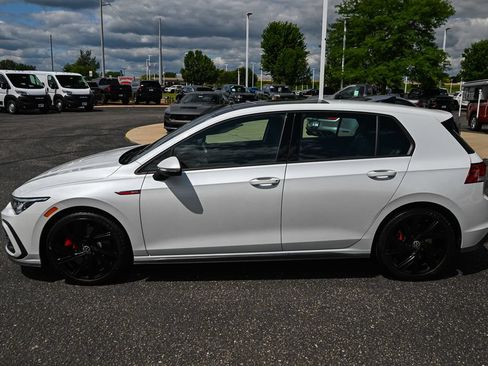 Used 2022 Volkswagen GTI SE FWD image 8