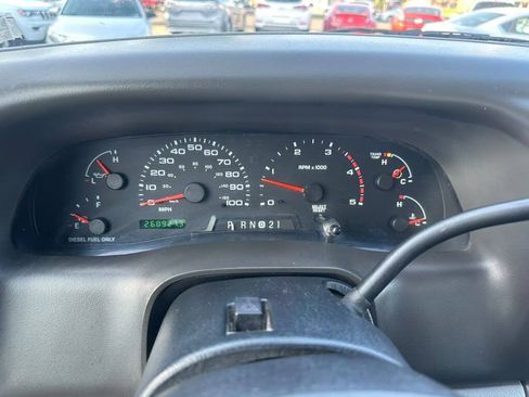 Used 2002 Ford F250 2WD Regular Cab Super Duty image 16