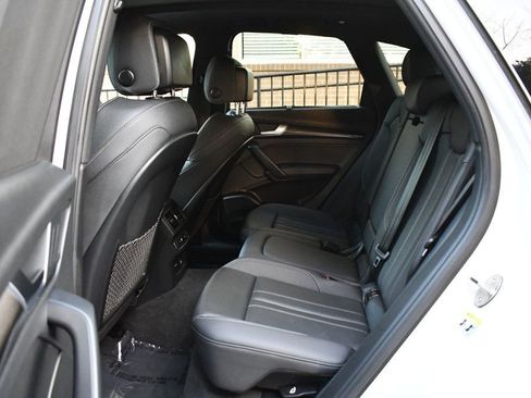 Used 2022 Audi SQ5 Premium Plus w/ Premium Plus Package image 34