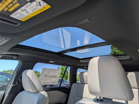 New 2026 Lexus TX 350 AWD image 30
