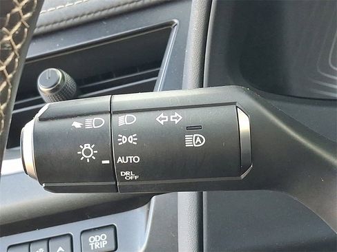 Used 2021 Lexus UX 250h w/ Premium Package image 25