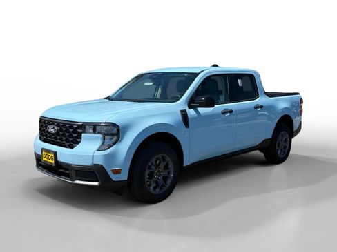 New 2026 Ford Maverick XLT w/ XLT Luxury Package FWD image 1