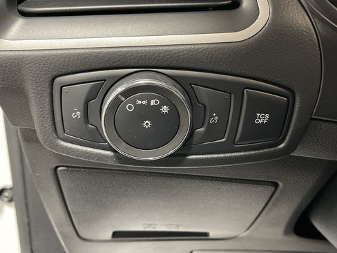 Used 2022 Ford Edge SE w/ Black Appearance Package image 20