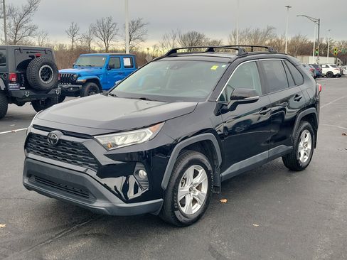 Certified 2021 Toyota RAV4 XLE image 3