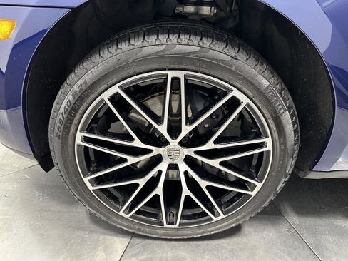 Used 2026 Porsche Macan Turbo AWD/4WD image 12