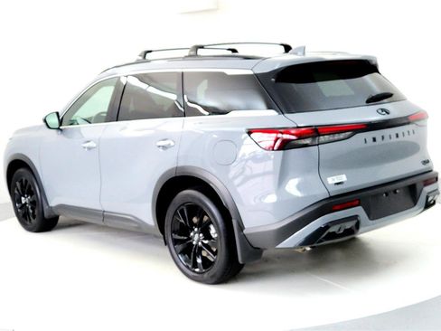 Used 2025 INFINITI QX60 Luxe w/ Black Edition image 4