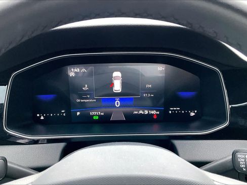 Used 2025 Volkswagen Jetta Sport image 24