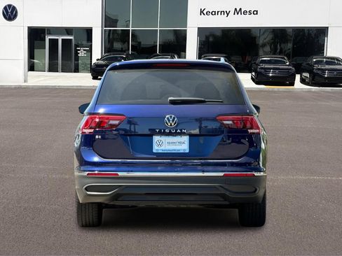 Used 2022 Volkswagen Tiguan SE FWD image 5