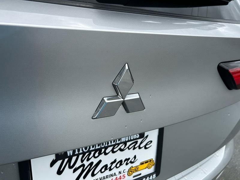 Used 2023 Mitsubishi Outlander ES FWD image 31