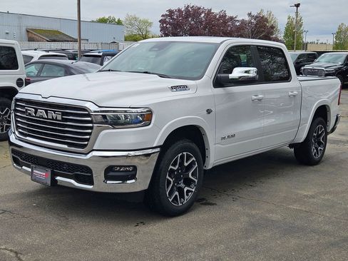 New 2026 RAM 1500 Laramie AWD/4WD image 3