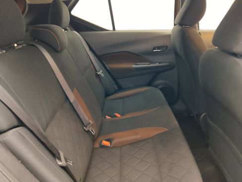 Used 2020 Nissan Kicks SR FWD image 19
