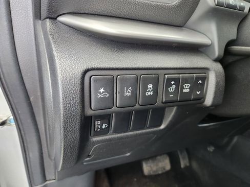 Used 2019 Mitsubishi Eclipse Cross SE image 24