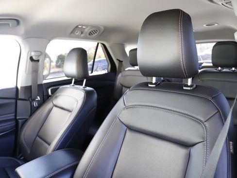 Used 2023 Ford Explorer XLT w/ Equipment Group 202A image 15