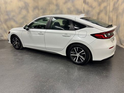 Used 2024 Honda Civic LX image 4