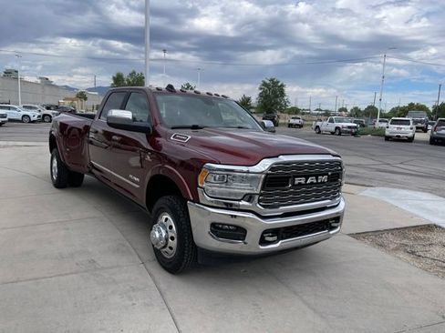 Used 2022 RAM 3500 Limited AWD/4WD image 6