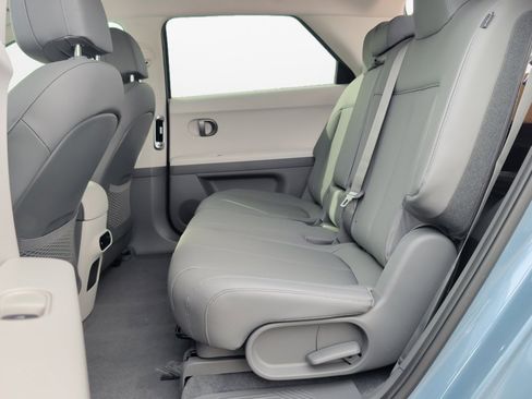 New 2026 Hyundai Ioniq 5 SEL image 13
