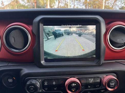 Used 2021 Jeep Wrangler Unlimited Rubicon image 22