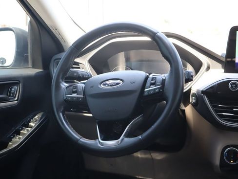 Used 2022 Ford Escape SE w/ Convenience Package FWD image 28
