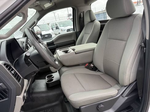 Used 2022 Ford F250 XL w/ Power Equipment Group RWD image 7