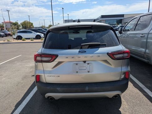 Used 2024 Ford Escape Active FWD image 3