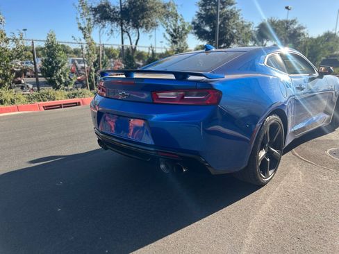 Used 2017 Chevrolet Camaro SS RWD image 11