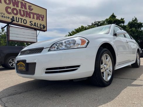 Used 2012 Chevrolet Impala LT w/ LT Sunroof Package FWD image 1
