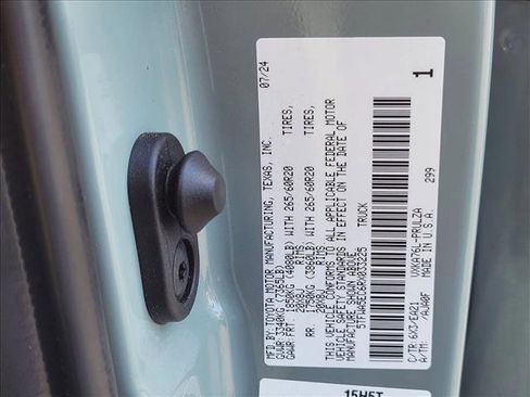 Used 2024 Toyota Tundra Limited image 26