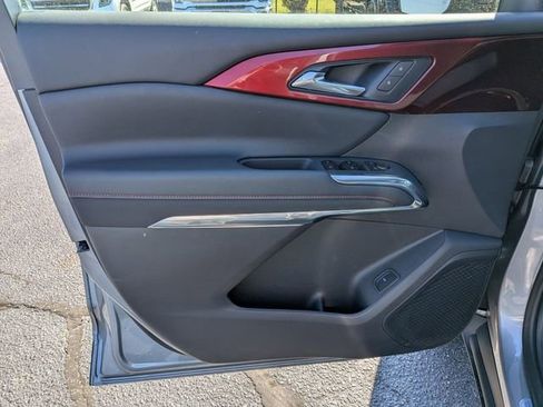 New 2026 Chevrolet Traverse Z71 w/ LPO, Floor Liner Package AWD/4WD image 11