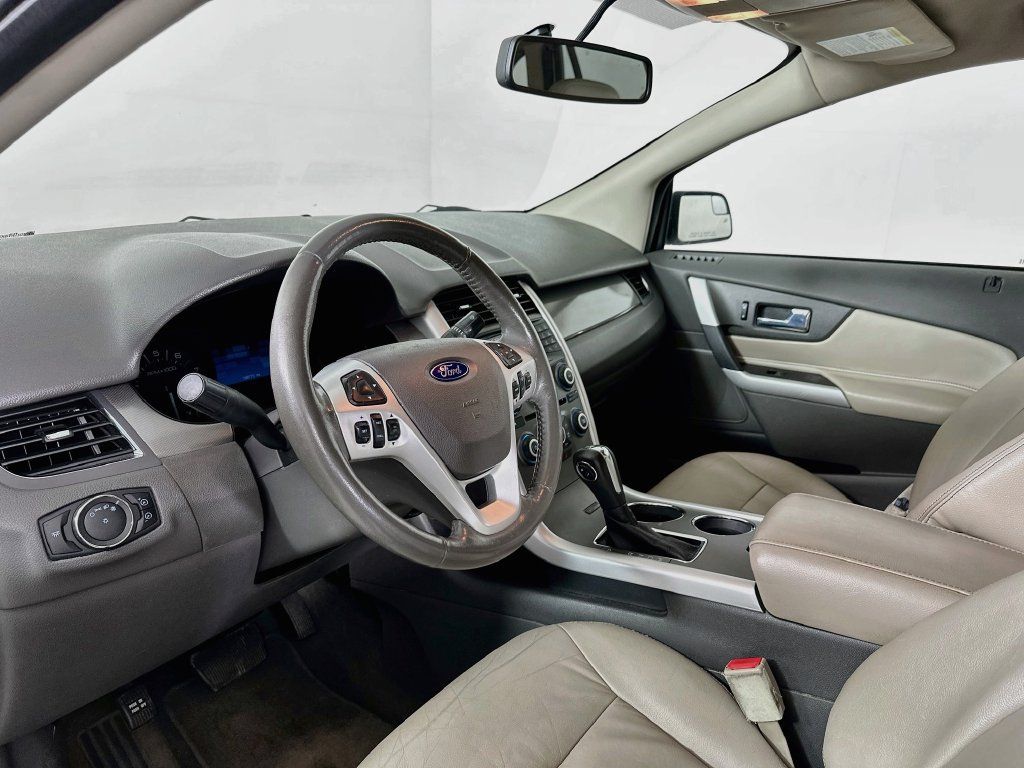 Used 2012 Ford Edge SEL FWD image 10