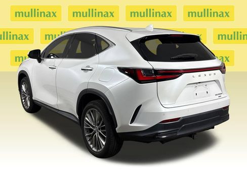Used 2022 Lexus NX 350h AWD image 9