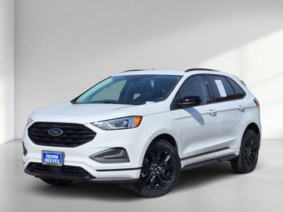 Used 2022 Ford Edge SE w/ Black Appearance Package