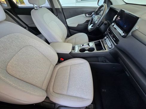 Used 2023 Hyundai Kona SEL FWD image 21