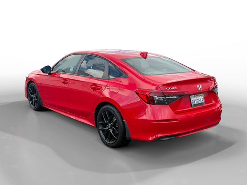 Used 2022 Honda Civic Sport image 3