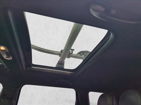 Used 2019 MINI Cooper Clubman S image 19