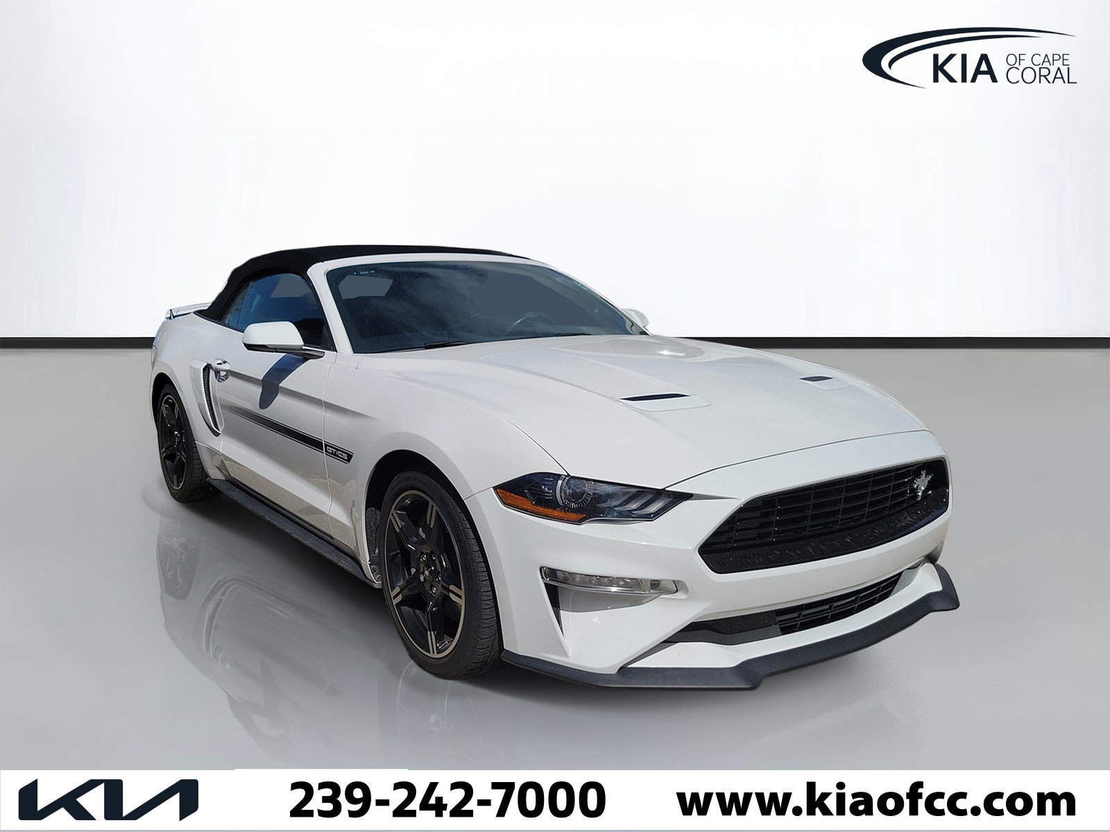 Used 2020 Ford Mustang GT Premium w/ Equipment Group 401A RWD image 1
