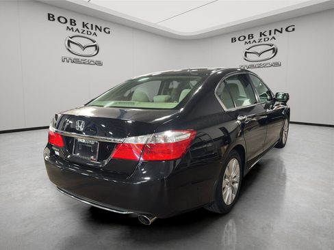 Used 2014 Honda Accord EX image 5