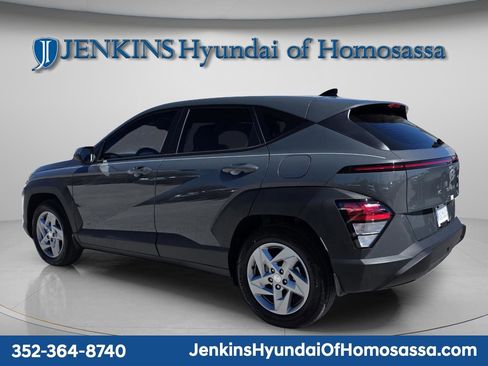 New 2026 Hyundai Kona SE image 10