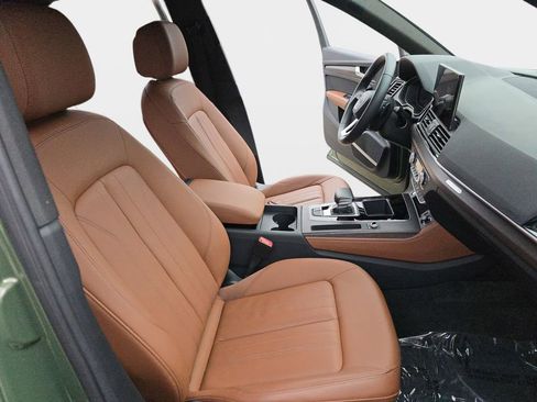 Certified 2023 Audi Q5 2.0T Premium Plus w/ Premium Plus Package AWD/4WD image 12