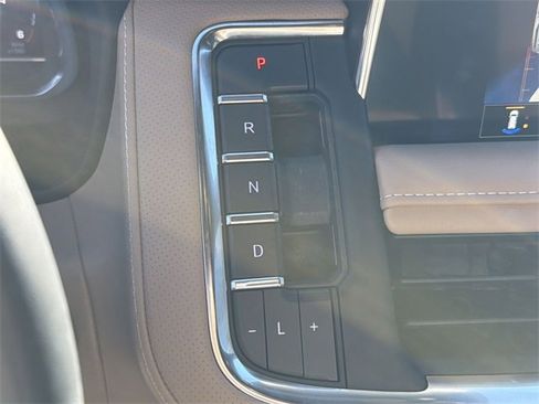 Certified 2023 Chevrolet Tahoe Premier image 15