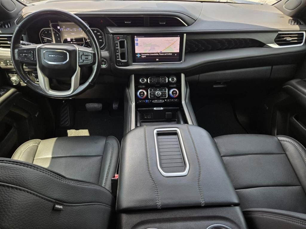 Used 2021 GMC Yukon Denali w/ Denali Ultimate Package AWD/4WD image 22