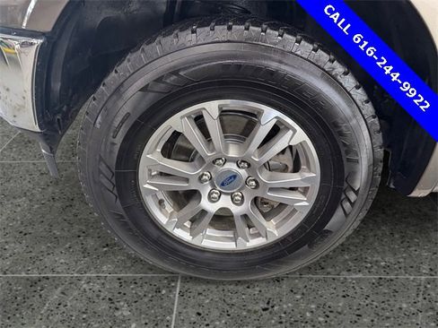 Used 2020 Ford F150 Lariat image 23