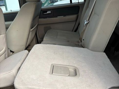 Used 2008 Ford Expedition XLT image 36