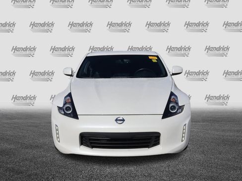 Used 2020 Nissan 370Z image 3