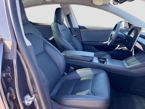 Used 2025 Tesla Model 3 Long Range RWD image 29